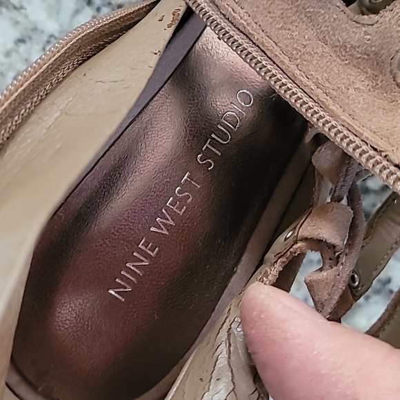 4 Pairs of Heels - Picture 5 of 16